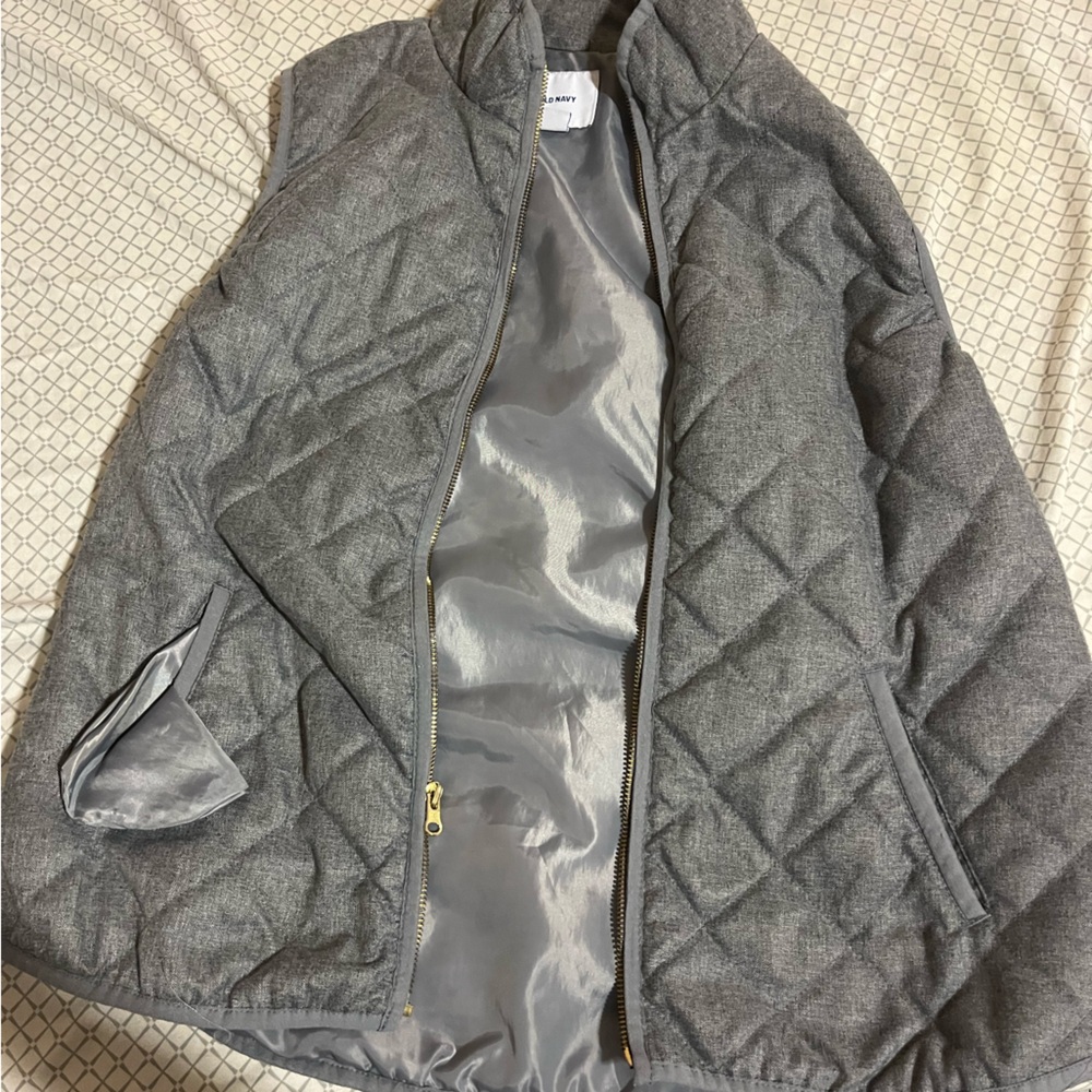 Old navy vest